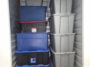 5 x 5 unit in Hesperia