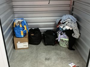 5 x 5 storage unit in Sacramento, CA
