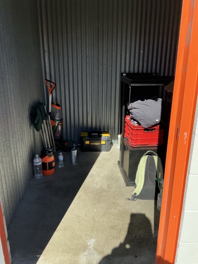 8 x 9 storage unit in Sacramento, CA