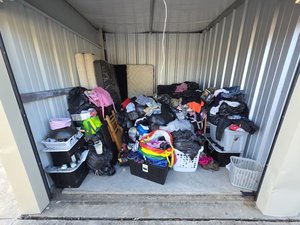 10 x 10 unit in Winston-Salem