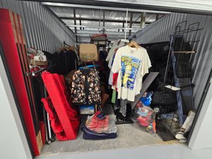 10 x 15 unit in Clearwater