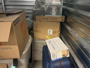 5 x 10 unit in Deer Park
