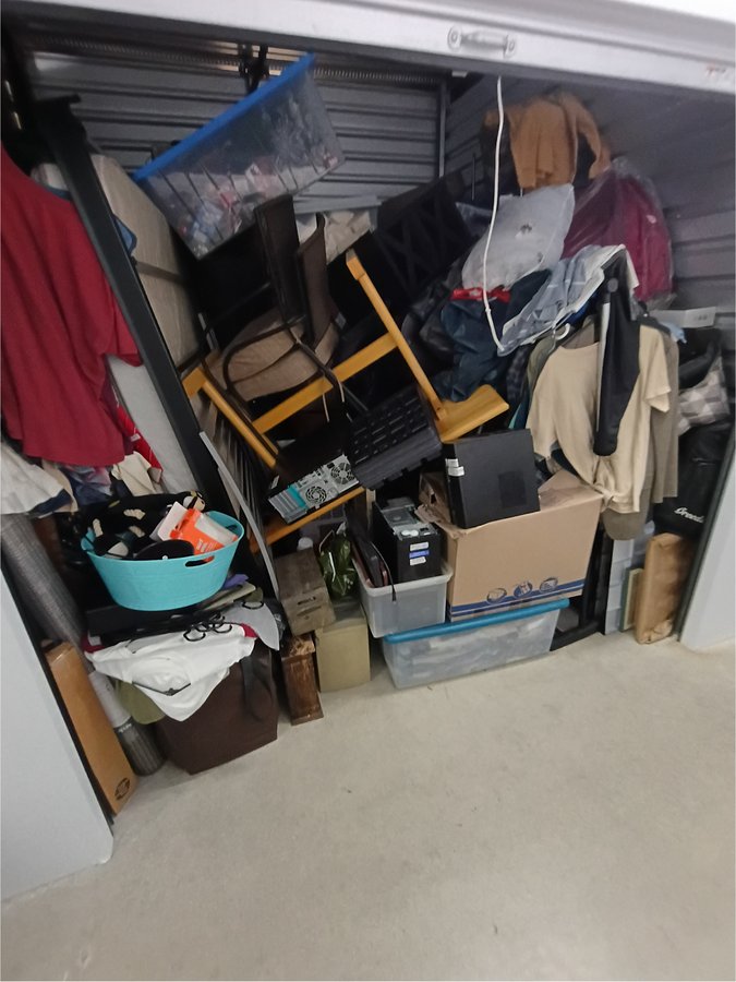 10 x 10 storage unit in Austin, TX