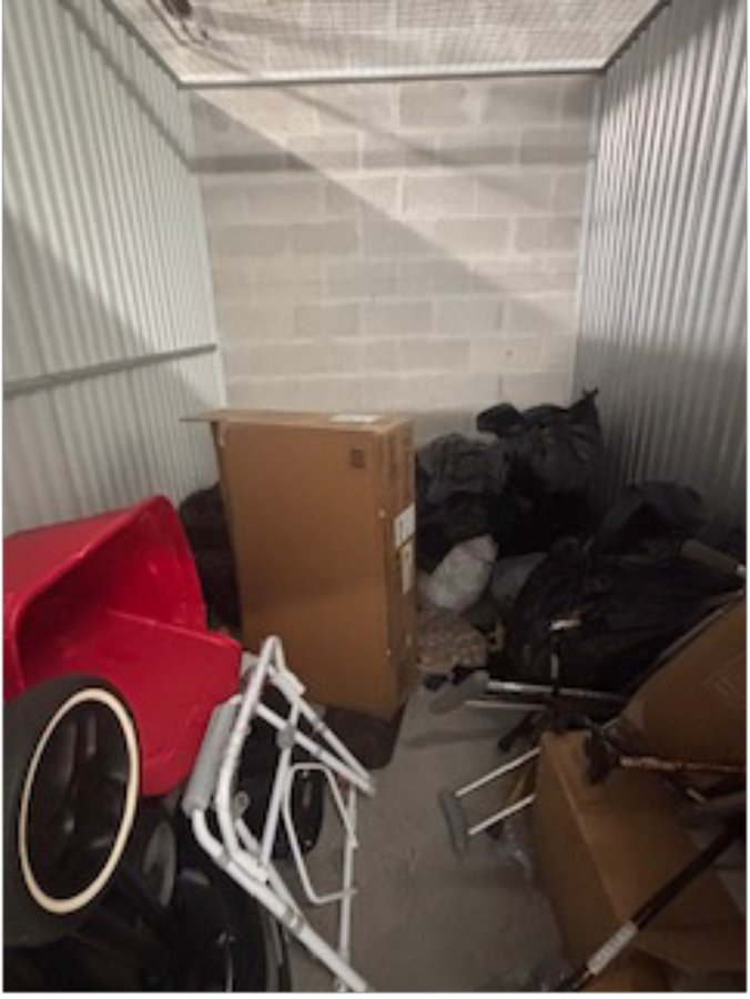 7 x 10 storage unit in Coconut Creek, FL
