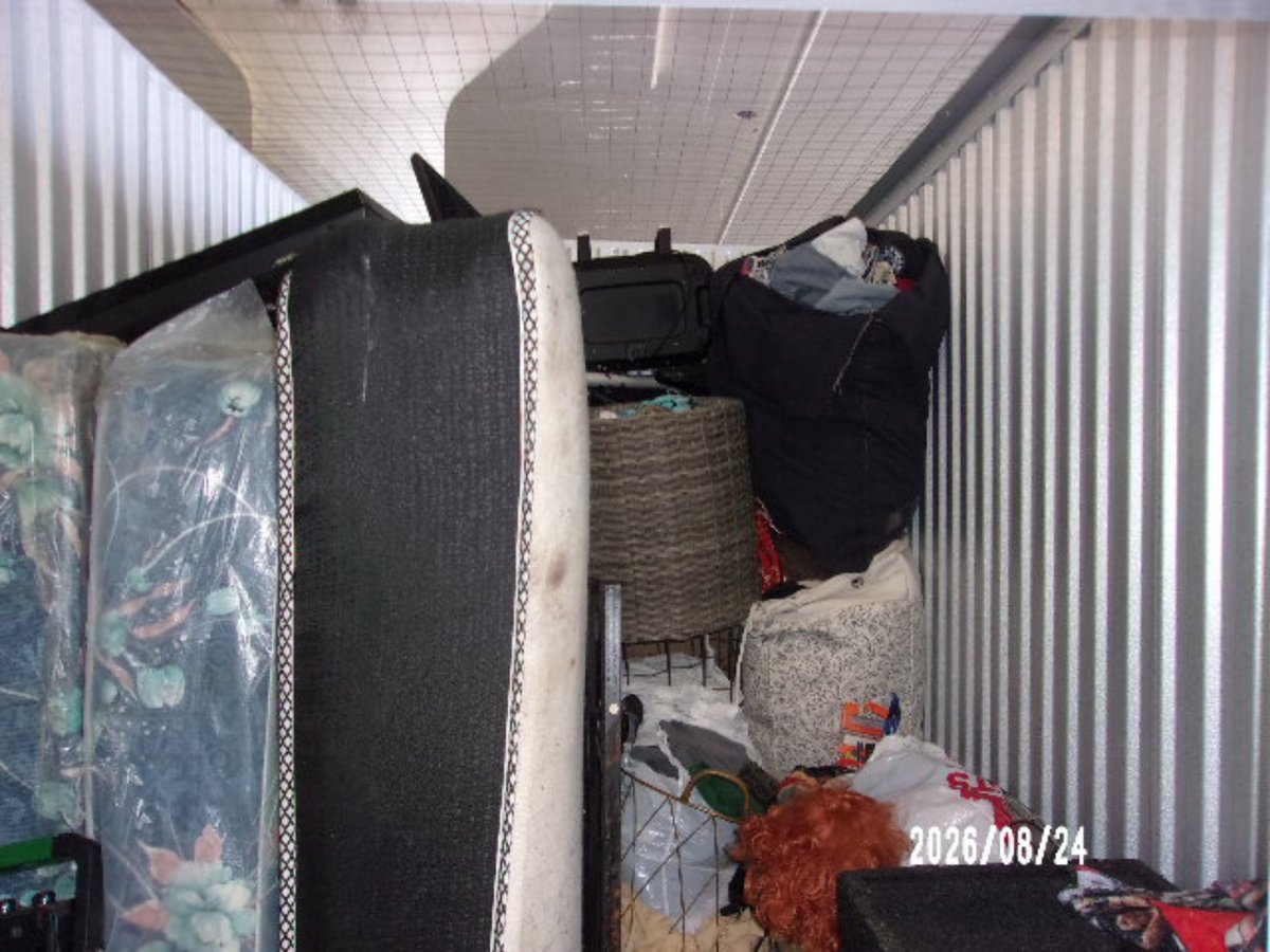5 x 8 storage unit in Chicago, IL