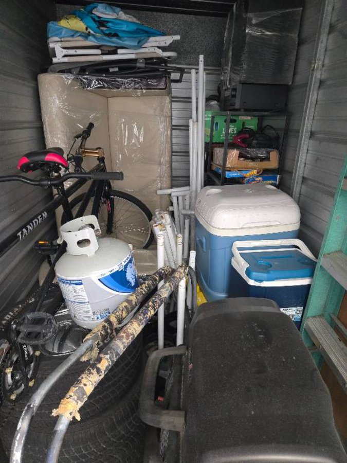 5 x 10 storage unit in Alhambra, CA