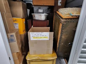 5 x 5 unit in Largo