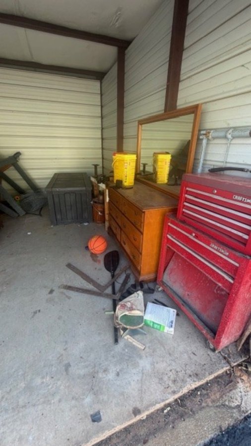 10 x 15 storage unit in Commerce, GA