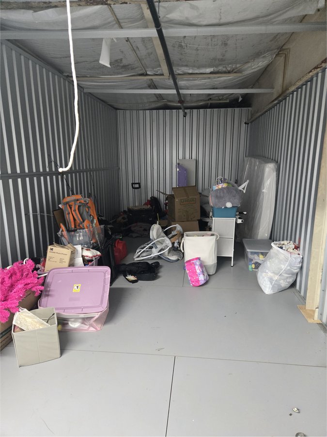 10 x 20 storage unit in Elyria, OH