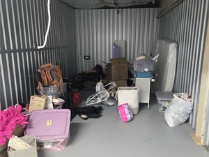 10 x 20 unit in Elyria