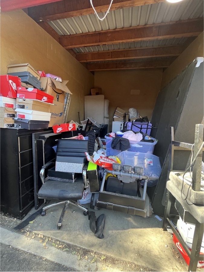 10 x 15 storage unit in Sparks, NV