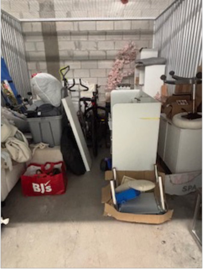 10 x 15 storage unit in Coconut Creek, FL