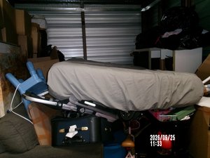 10 x 10 unit in Flushing
