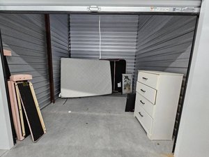 10 x 10 unit in Edinburg