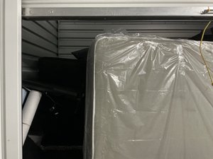 10 x 7 unit in Gilbert