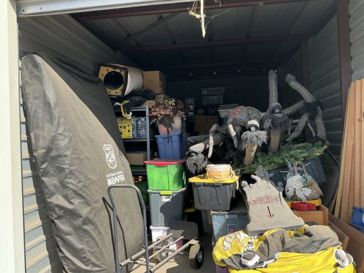 10 x 19 storage unit in Mesa, AZ