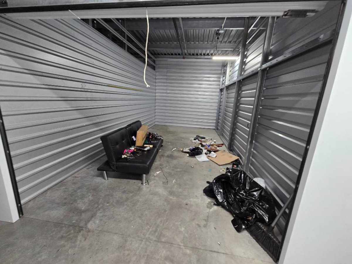 10 x 20 storage unit in Tolleson, AZ