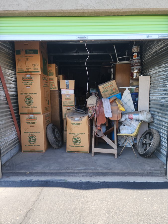 10 x 30 storage unit in Glendale, AZ
