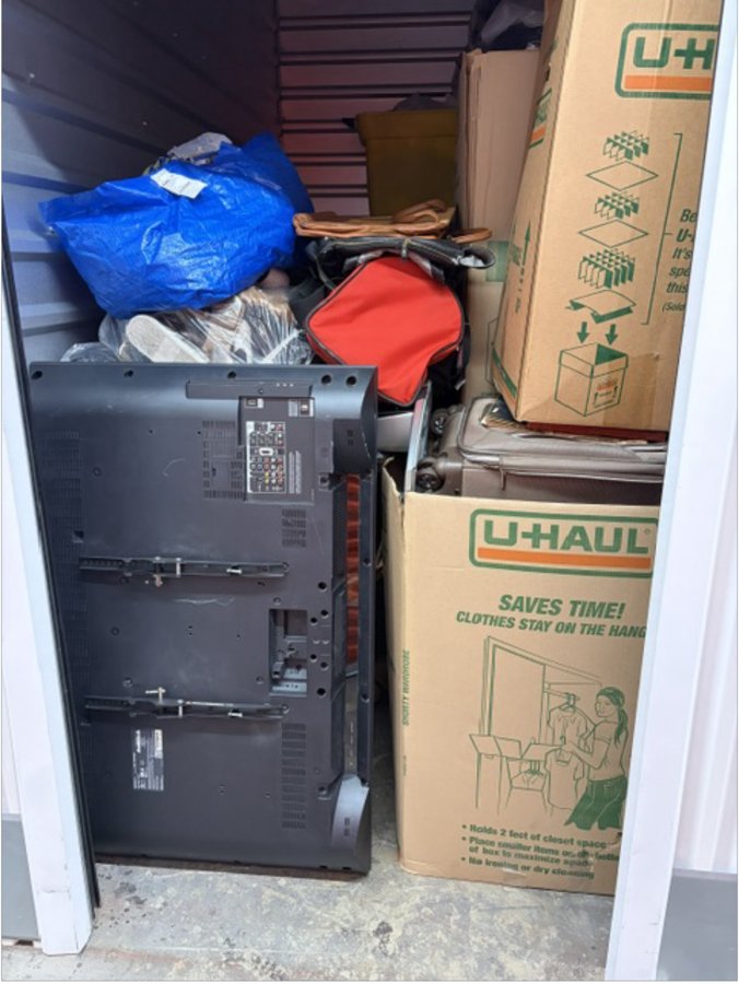 5 x 10 storage unit in Portland, OR