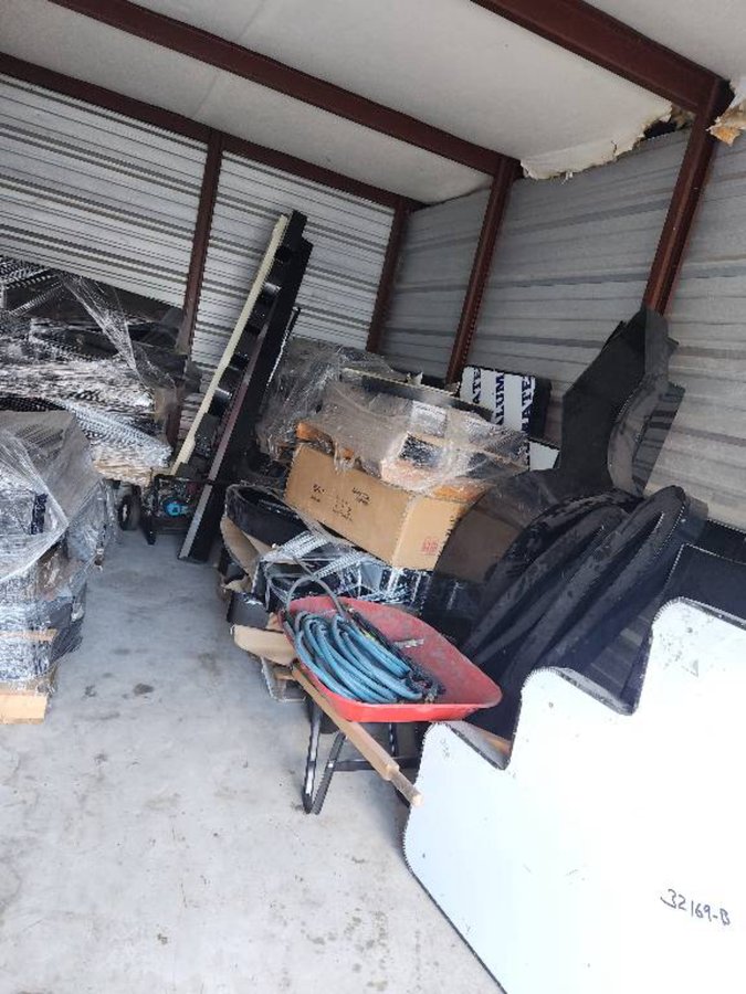 10 x 20 storage unit in Houston, TX