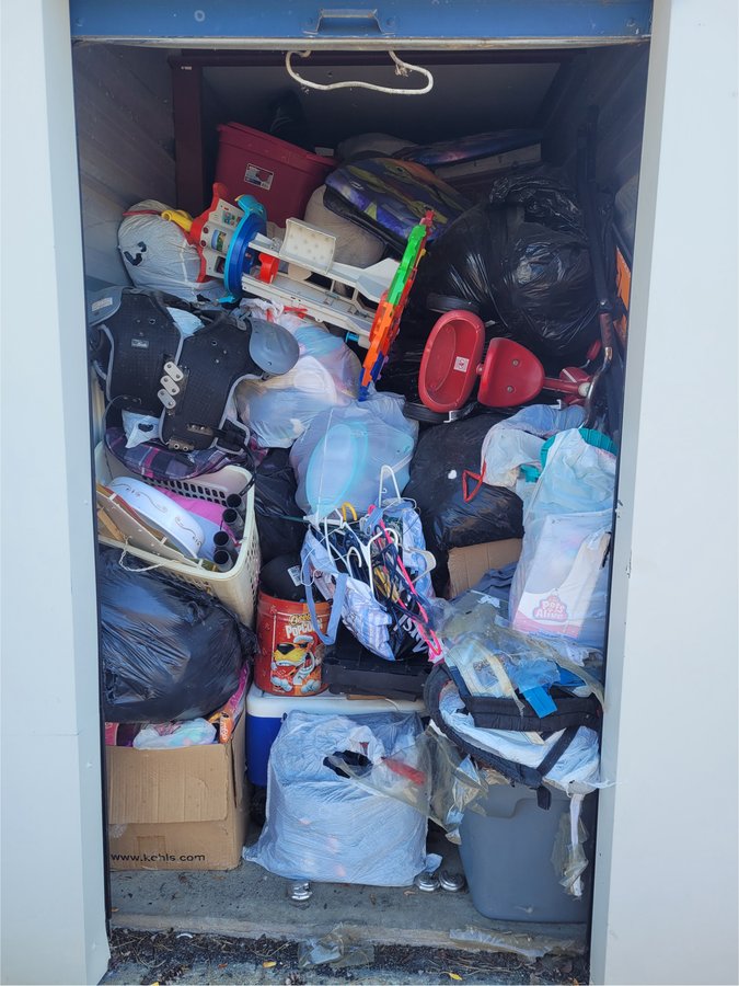 5 x 10 storage unit in Green Island, NY