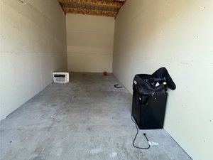 10 x 25 unit in Sparks