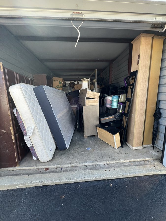 10 x 25 storage unit in Albany, GA