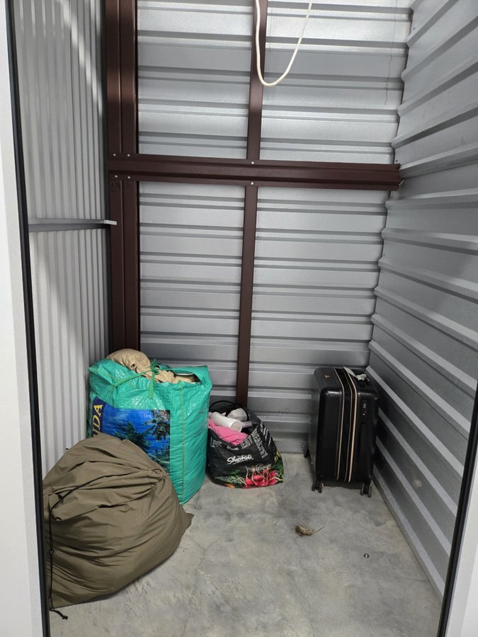 5 x 5 storage unit in Irvington, NJ