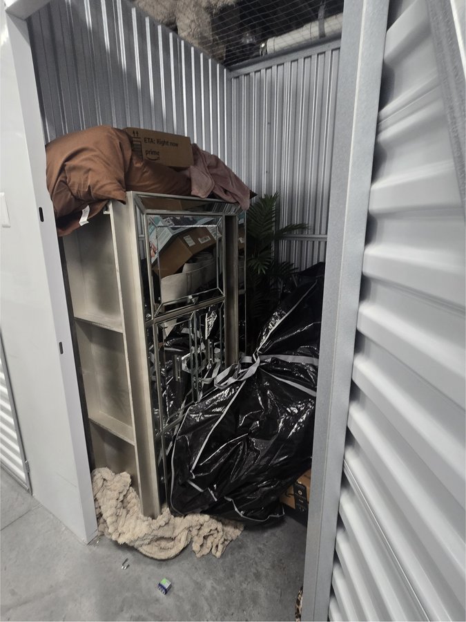5 x 5 storage unit in College Park, MD