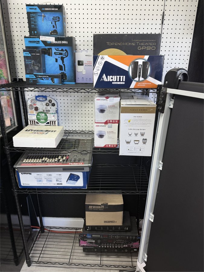 5 x 5 storage unit in Pembroke Pines, FL