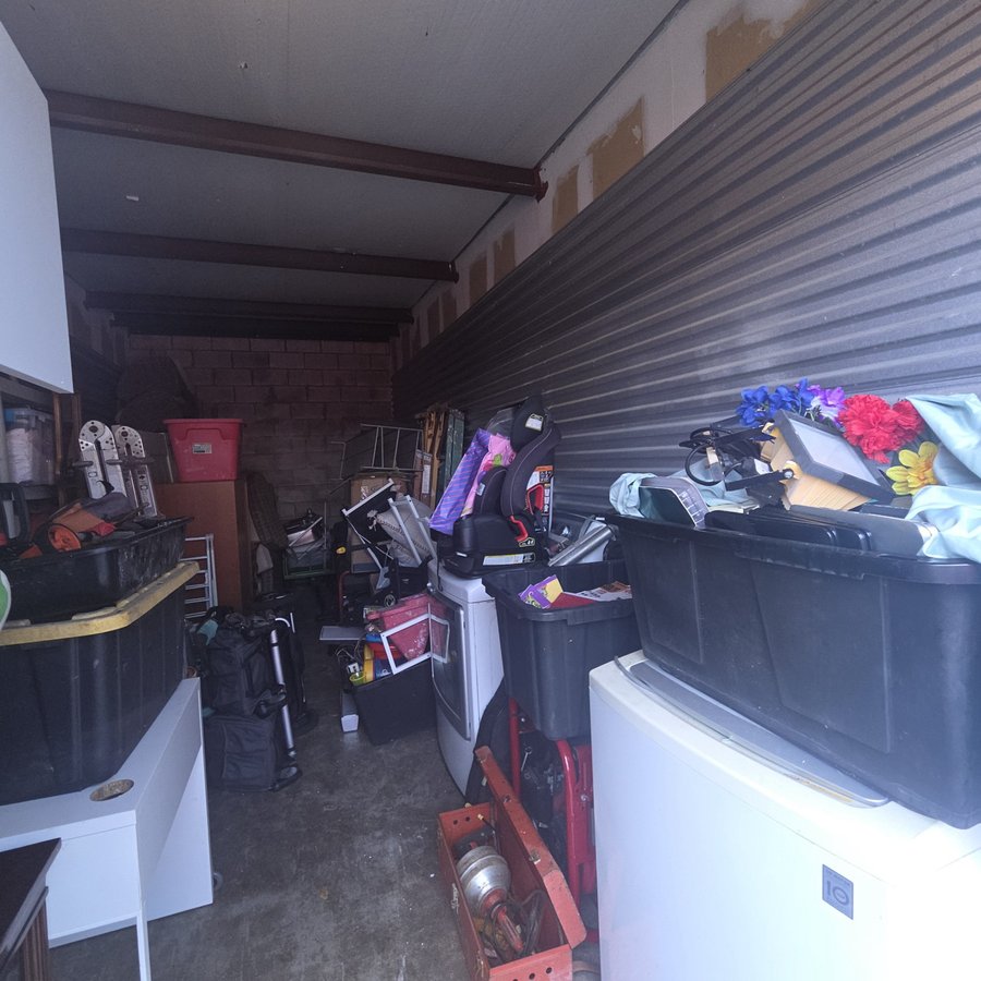 10 x 25 storage unit in Coconut Creek, FL