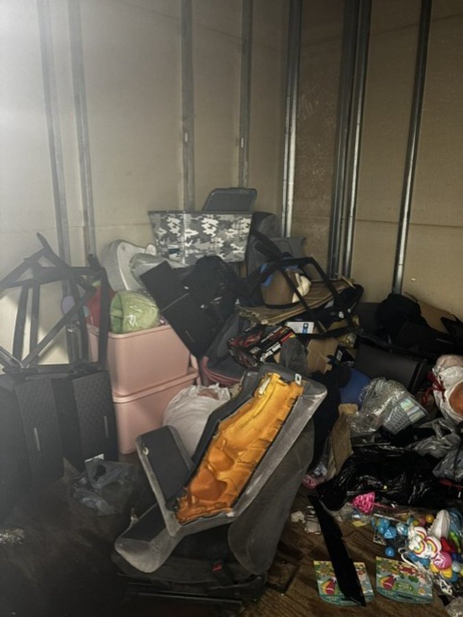 10 x 10 storage unit in Oceanside, CA
