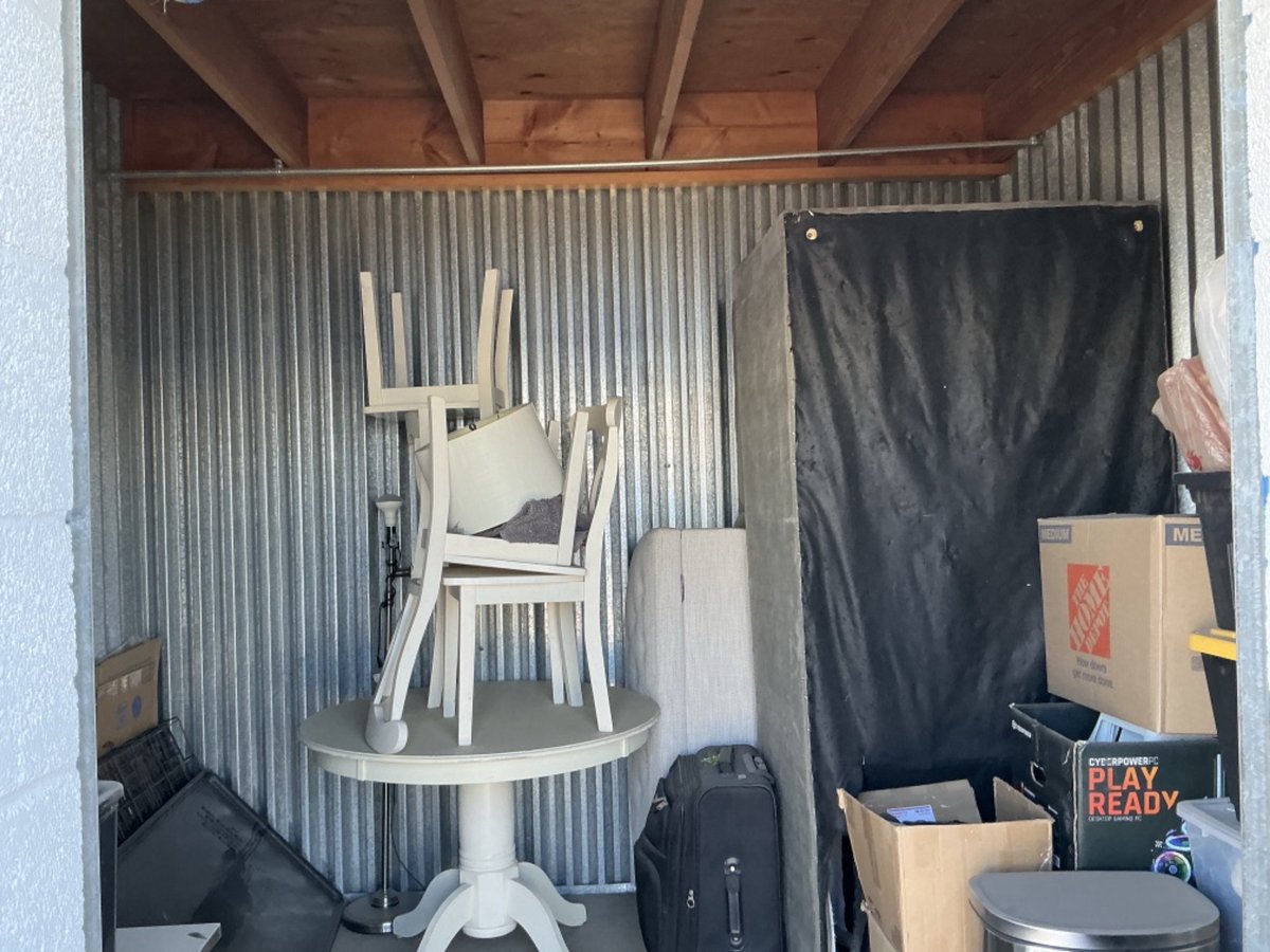 10 x 10 storage unit in Gilbert, AZ