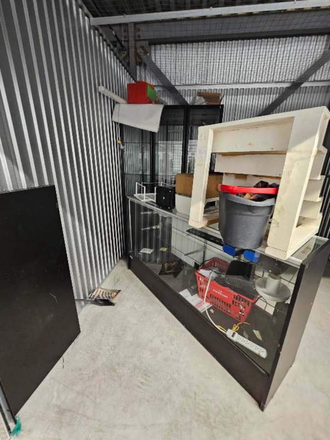 10 x 10 storage unit in Brownsville, TX