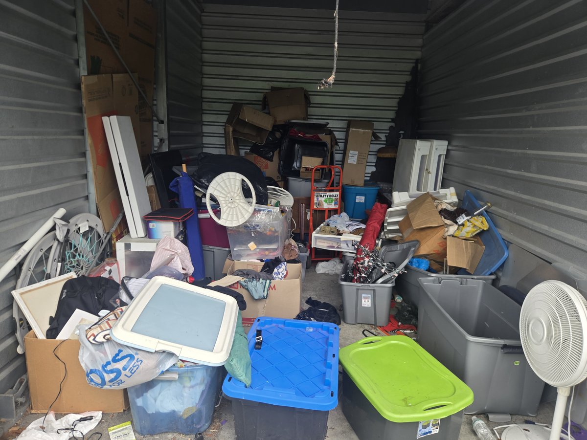 10 x 15 storage unit in Pembroke Pines, FL