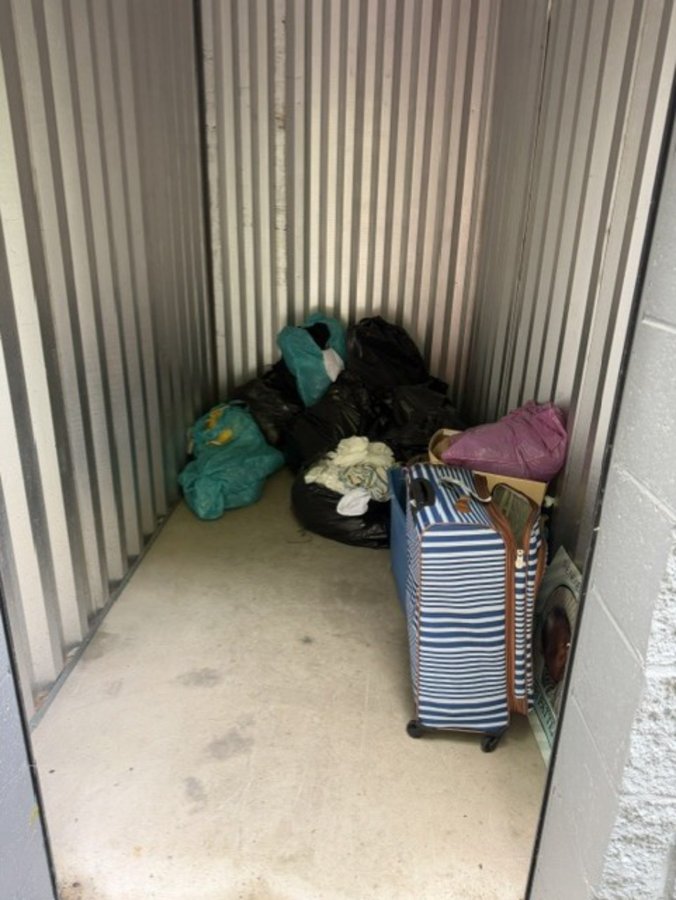 5 x 10 storage unit in Newington, CT
