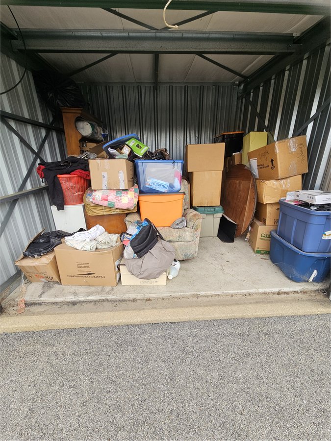 11 x 10 storage unit in Rockford, IL
