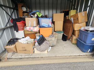11 x 10 unit in Rockford