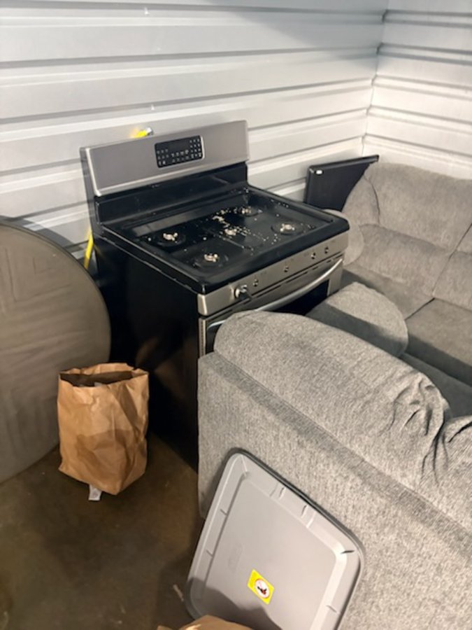 10 x 10 storage unit in Kenmore, NY