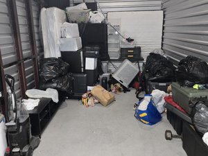 10 x 15 unit in Neptune