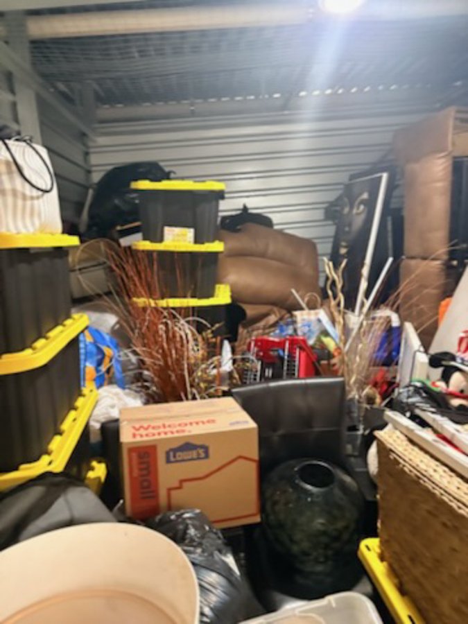 10 x 15 storage unit in Kenmore, NY