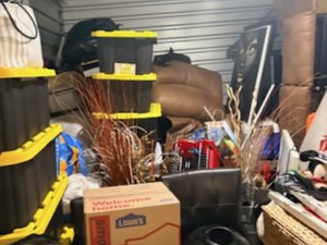 10 x 15 unit in Kenmore