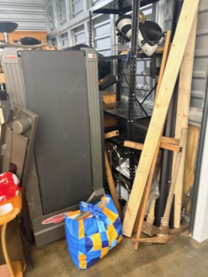 10 x 15 storage unit in Kenmore, NY