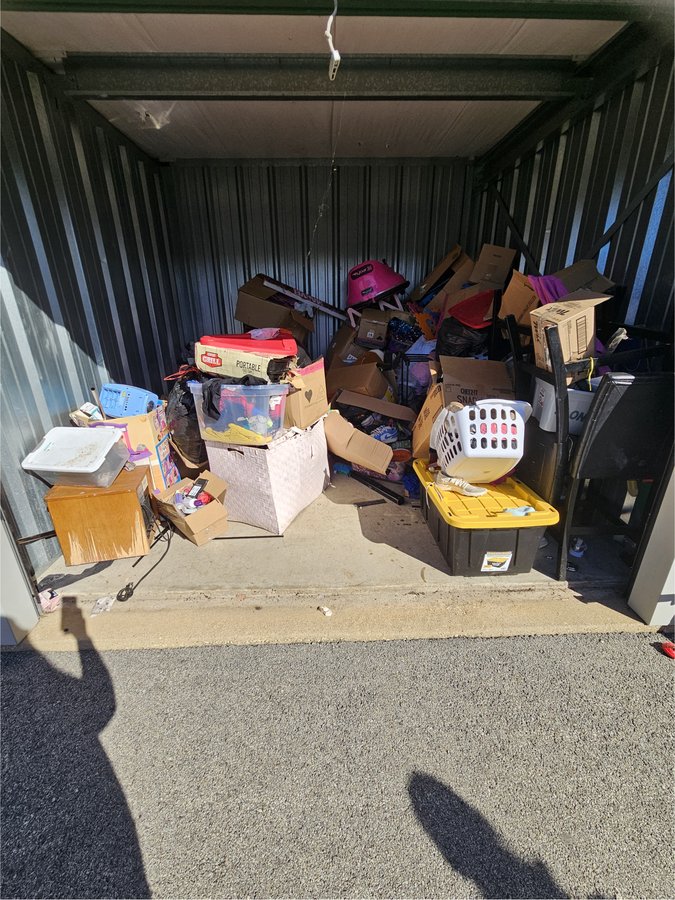 10 x 10 storage unit in Rockford, IL