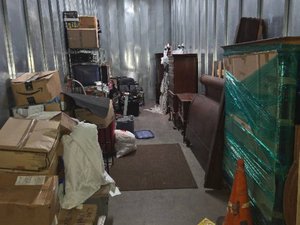 9 x 30 unit in Van Nuys