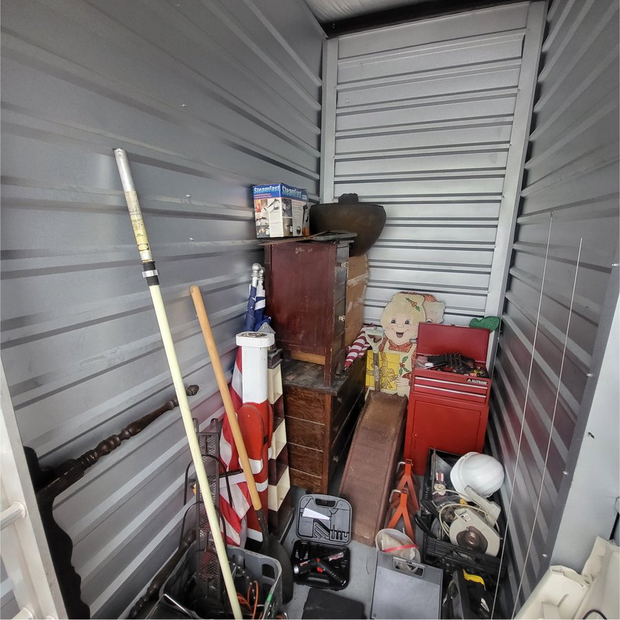 5 x 10 storage unit in Houston, TX