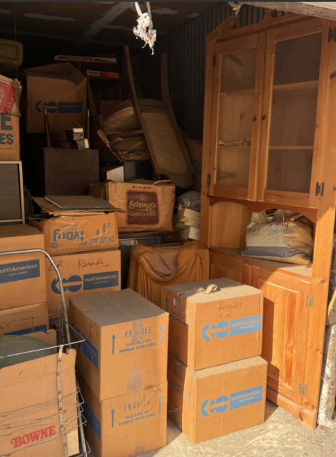 10 x 20 storage unit in Kensington, MD