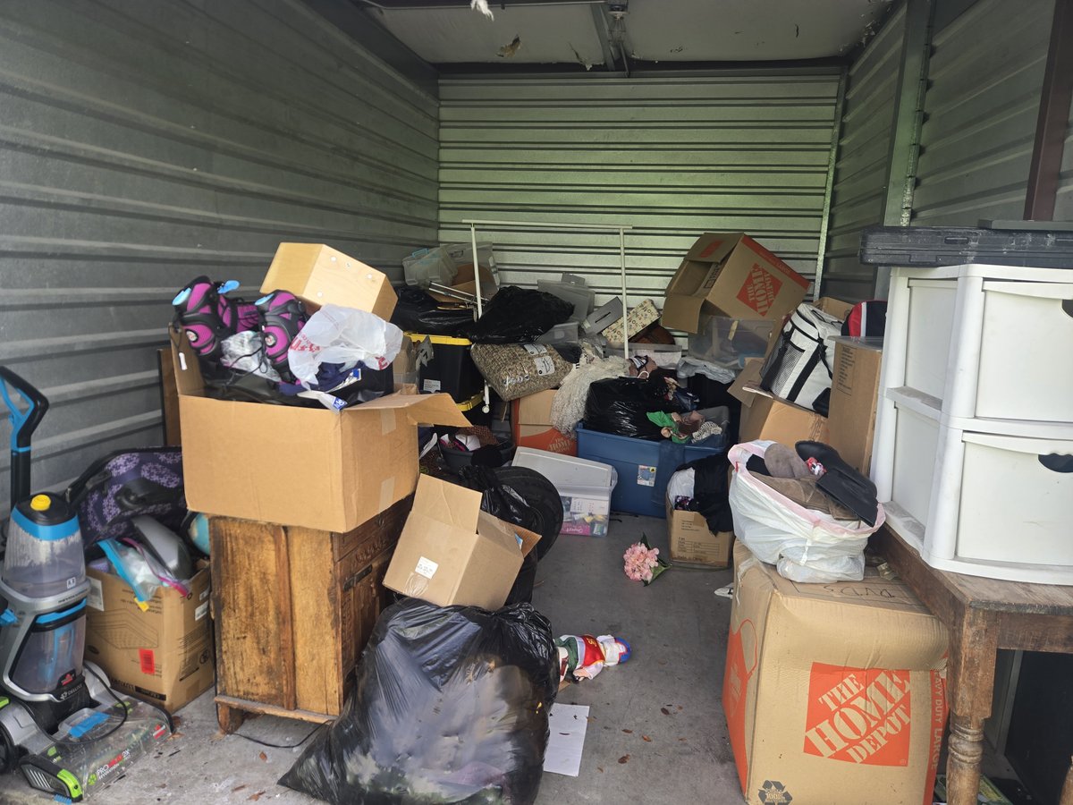 10 x 15 storage unit in Pembroke Pines, FL