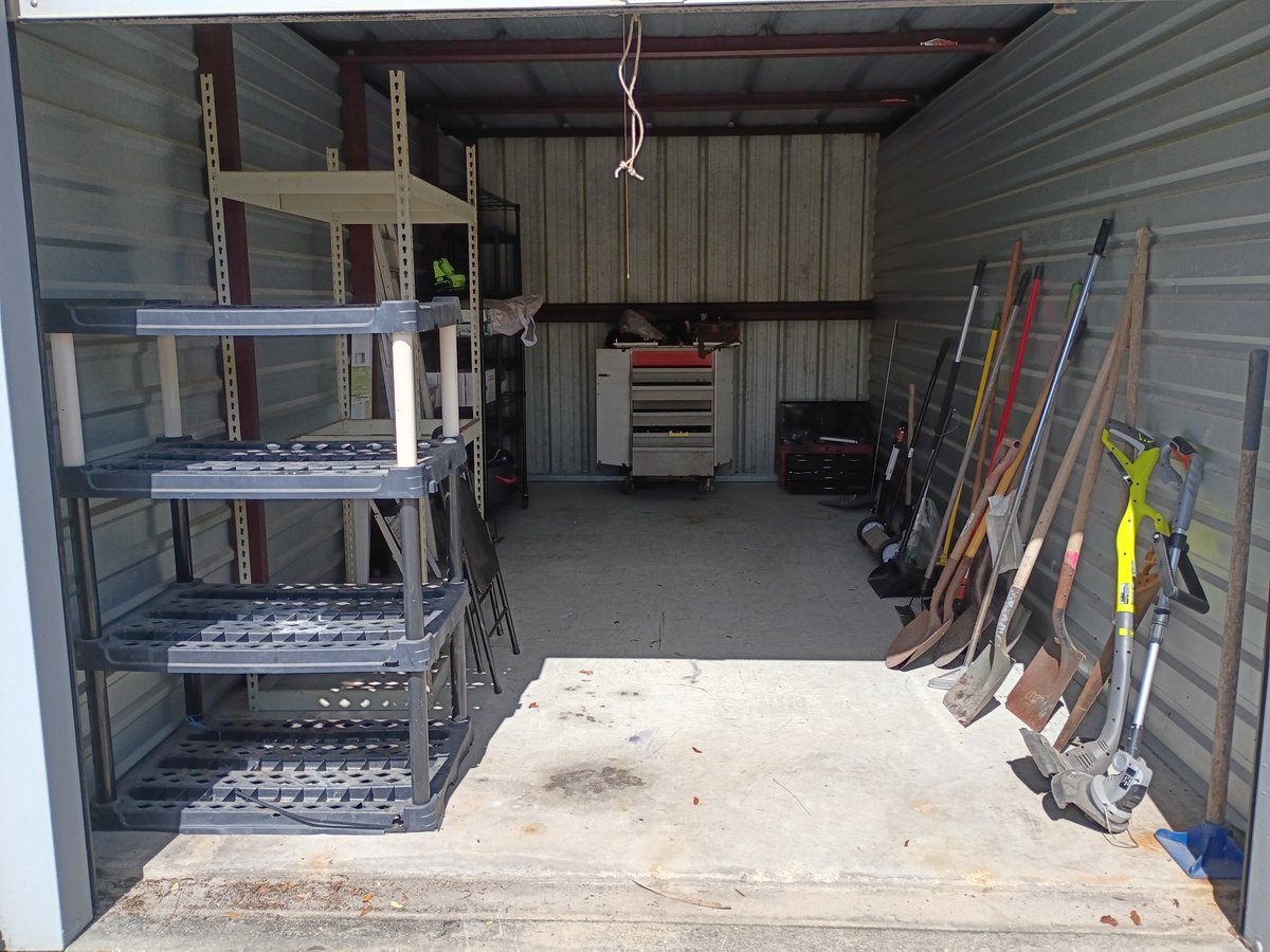 10 x 20 storage unit in Rockledge, FL