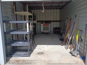 10 x 20 unit in Rockledge